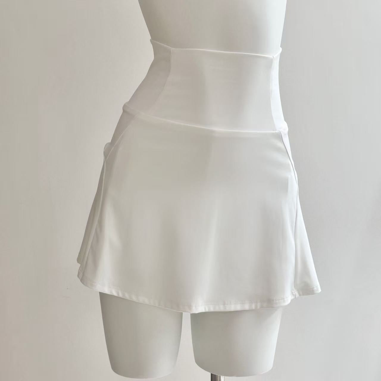 Pink Criss-Cross Strap Top & White A-Line Skirt Shorts Set – 2-Piece Yoga Tennis Outfit for Women